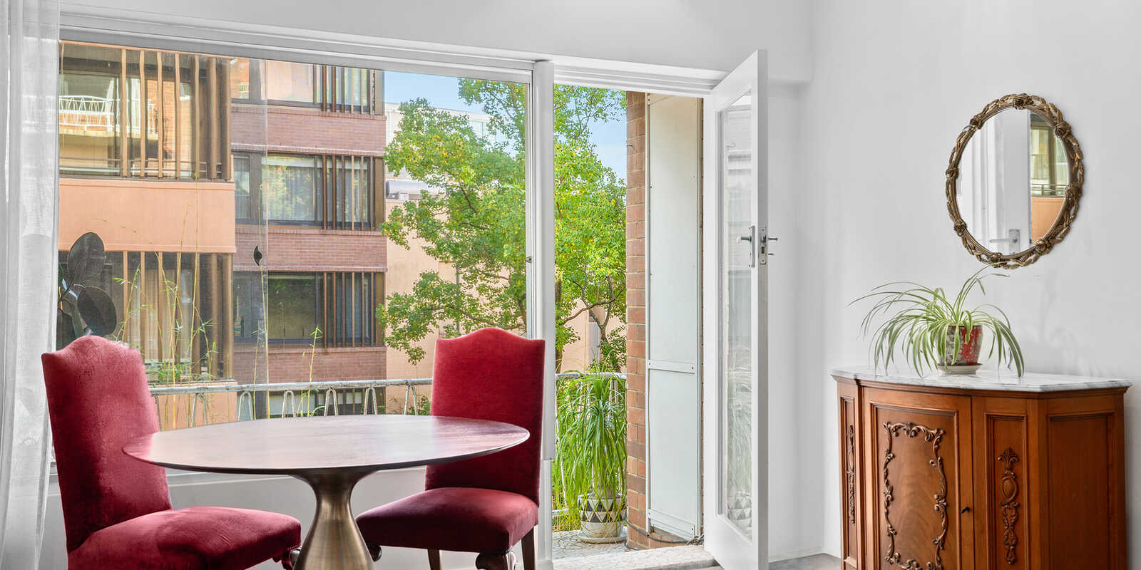 206/6A Birtley Place Elizabeth Bay 206/6A Birtley Place Elizabeth Bay