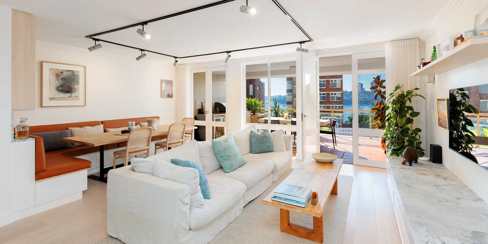 4/11 Billyard Avenue Elizabeth Bay