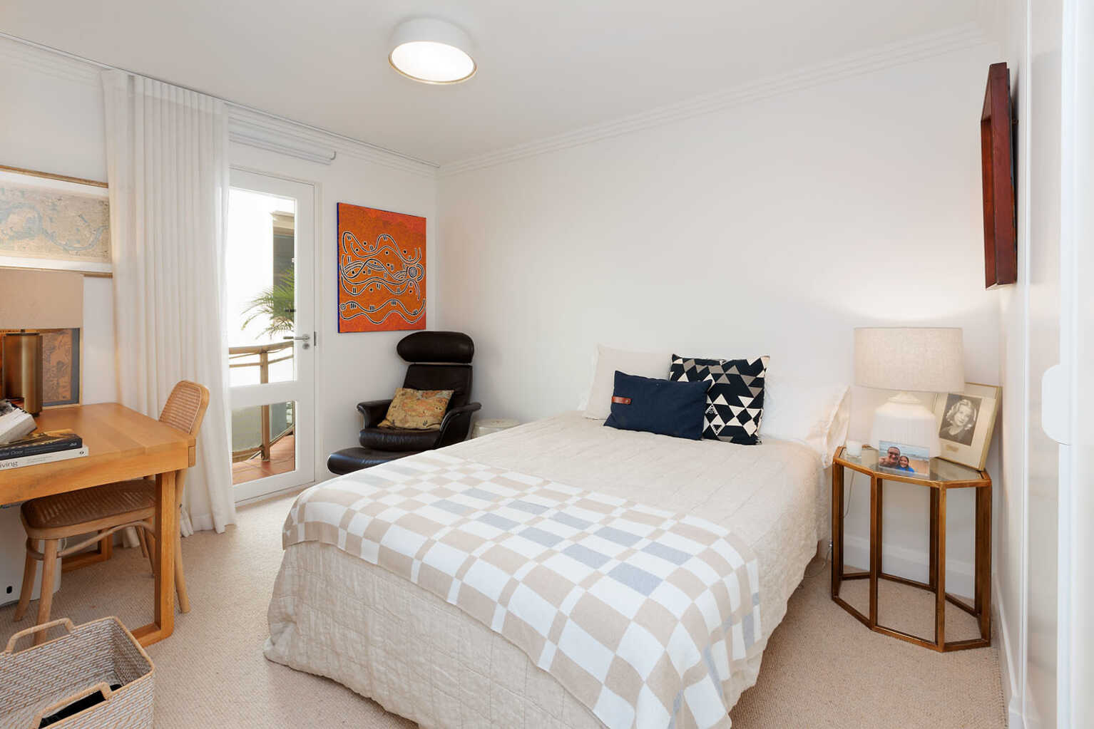 4/11 Billyard Avenue Elizabeth Bay