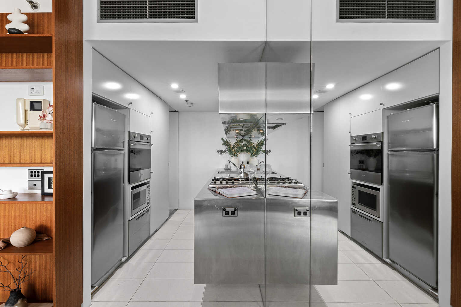 1110/227 Victoria Street Potts Point