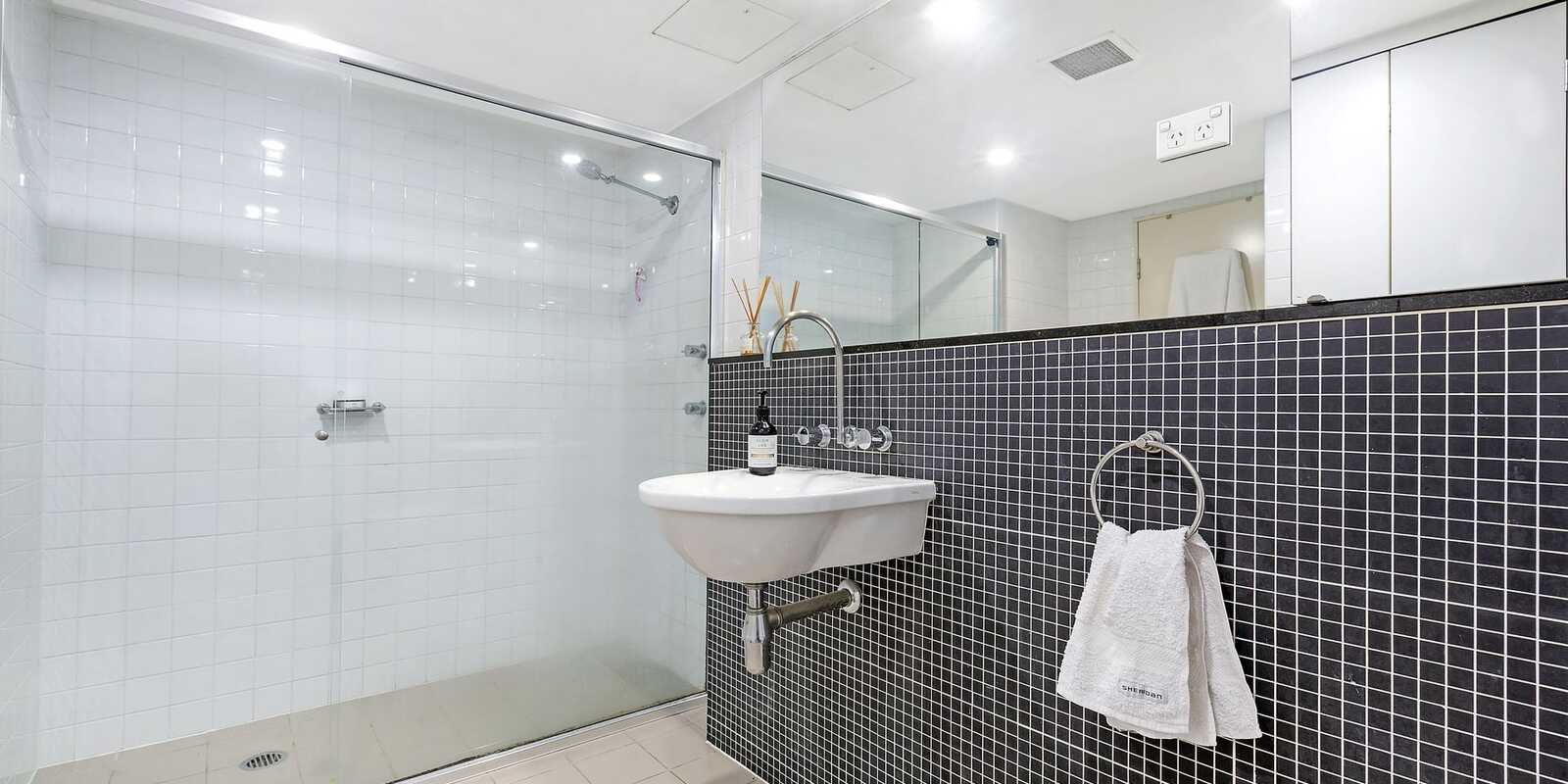 424/357 Glenmore Road Paddington