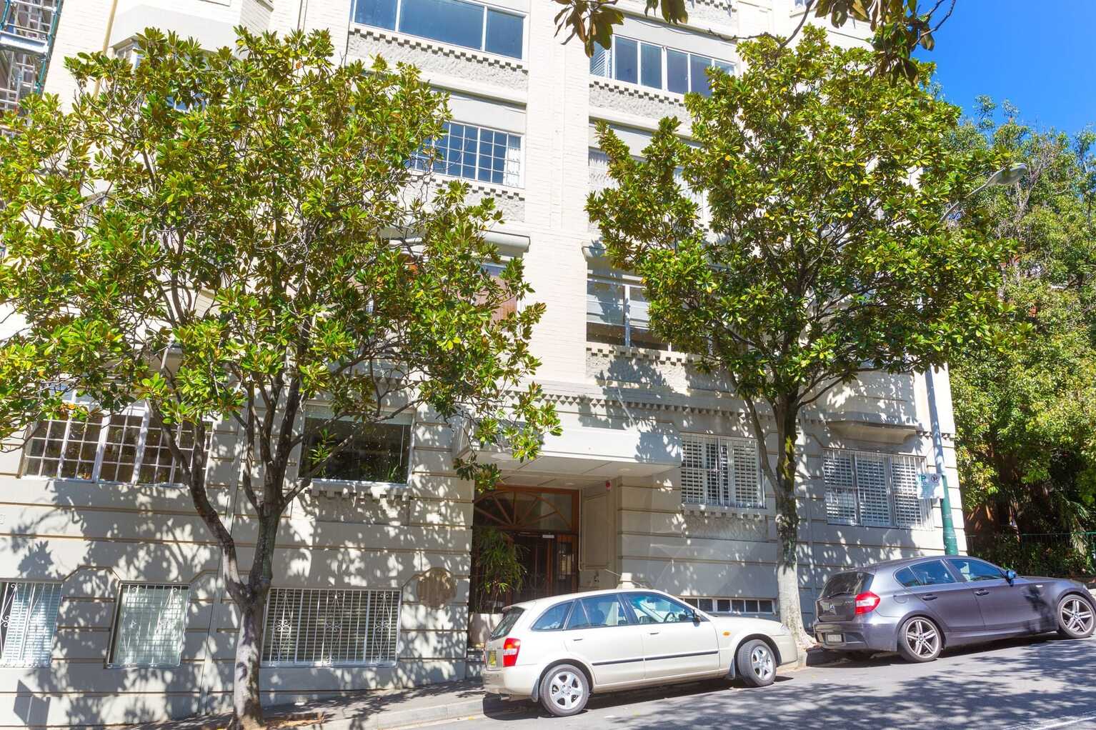 32/4 Ithaca Road Elizabeth Bay