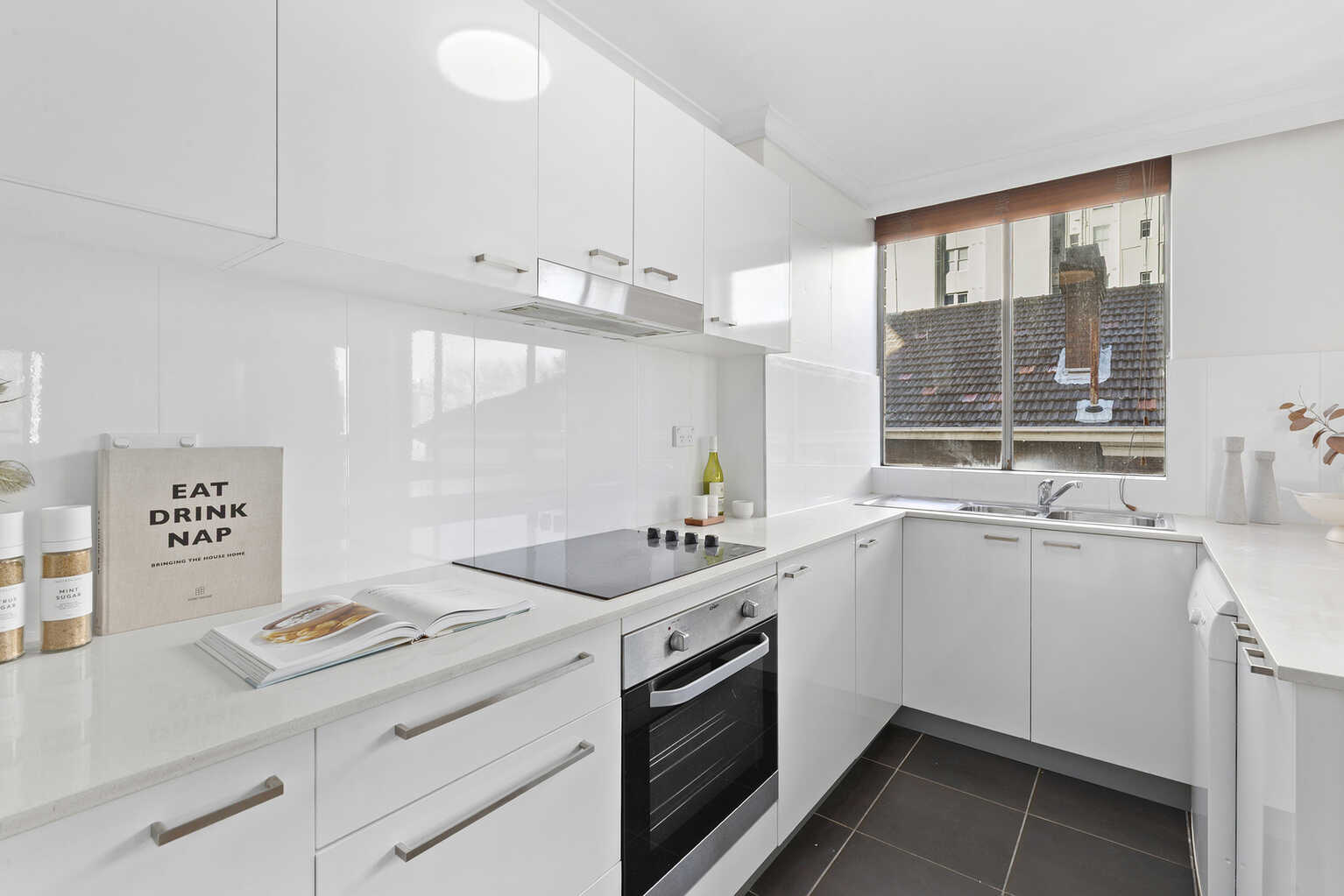 309/2 Springfield Avenue Potts Point