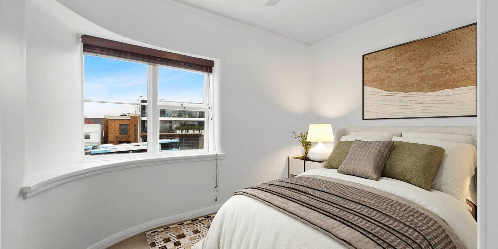 12/33 Campbell Parade North Bondi