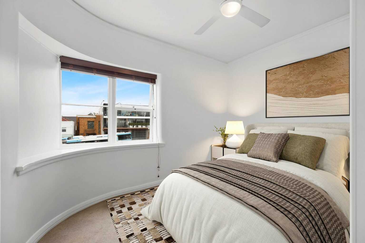 12/33 Campbell Parade North Bondi