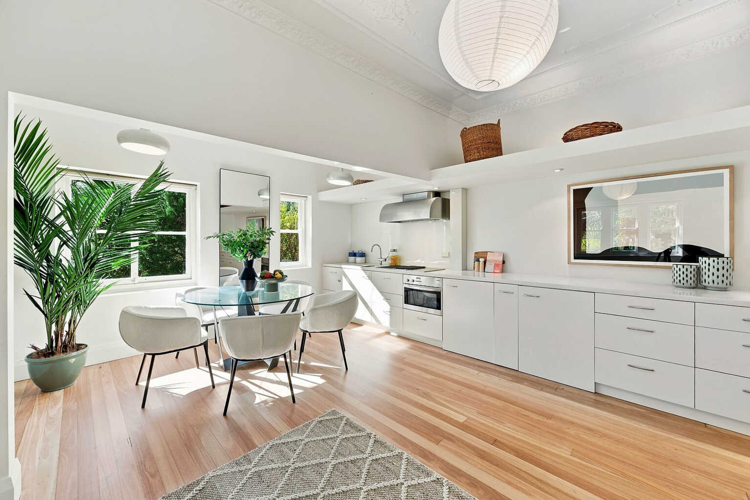 2/2a Challis Avenue Potts Point