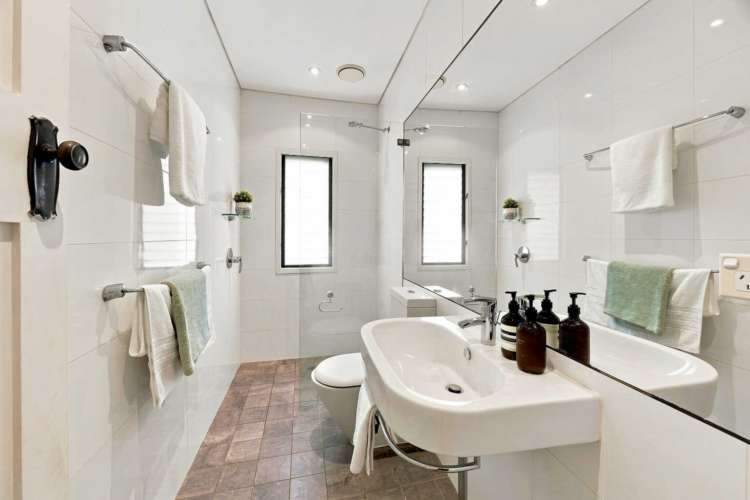 2/2a Challis Avenue Potts Point