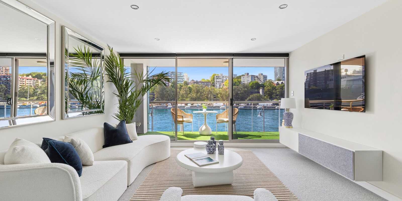 226/6 Cowper Wharf Road Woolloomooloo
