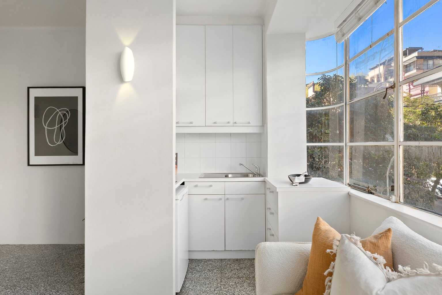 13/10 Challis Avenue Potts Point 13/10 Challis Avenue Potts Point
