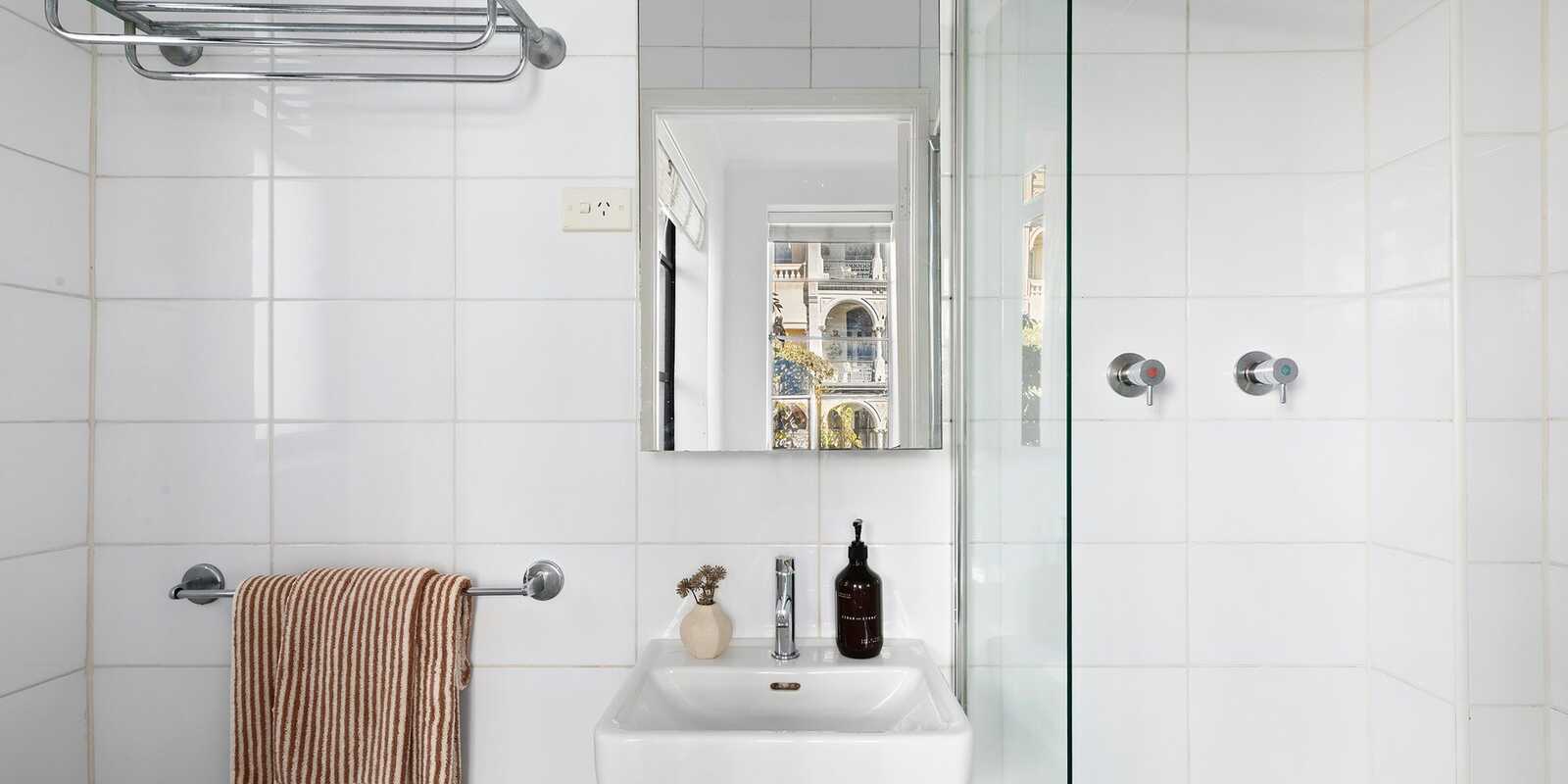 13/10 Challis Avenue Potts Point 13/10 Challis Avenue Potts Point