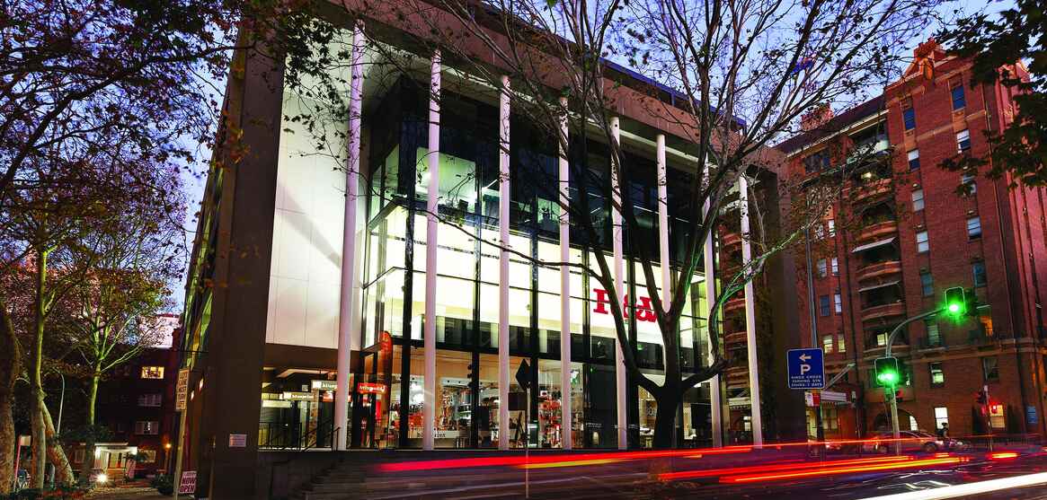 Richardson & Wrench Elizabeth Bay / Potts Point