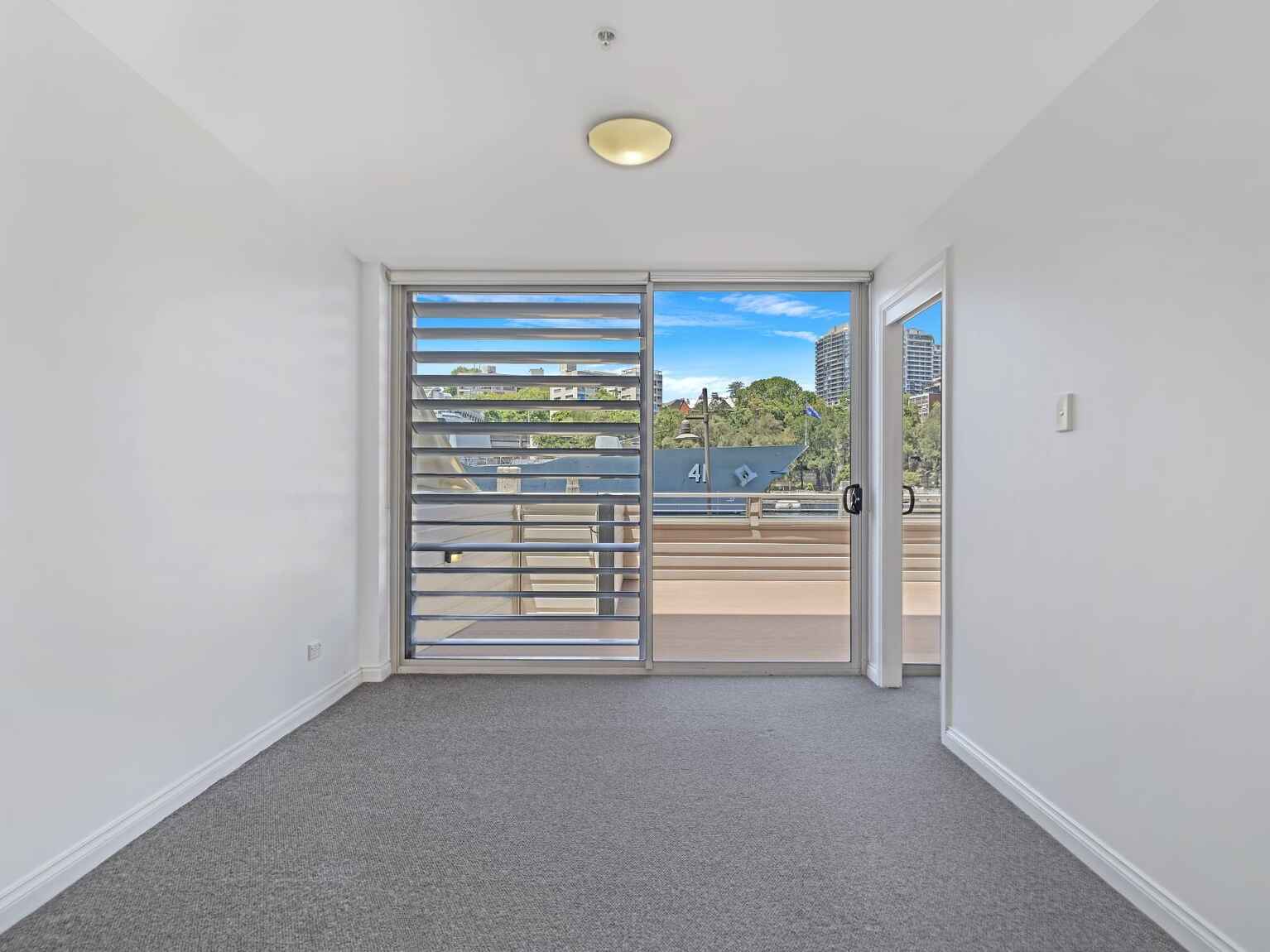 138/6 Cowper Wharf Road Woolloomooloo