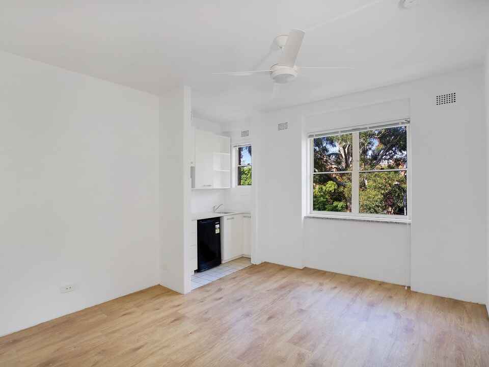 12/76 Elizabeth Bay Road Elizabeth Bay