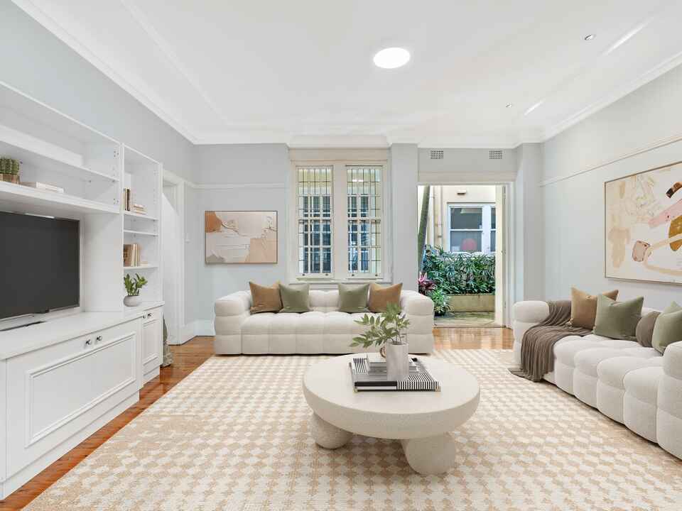 1/2 Elizabeth Bay Crescent Elizabeth Bay