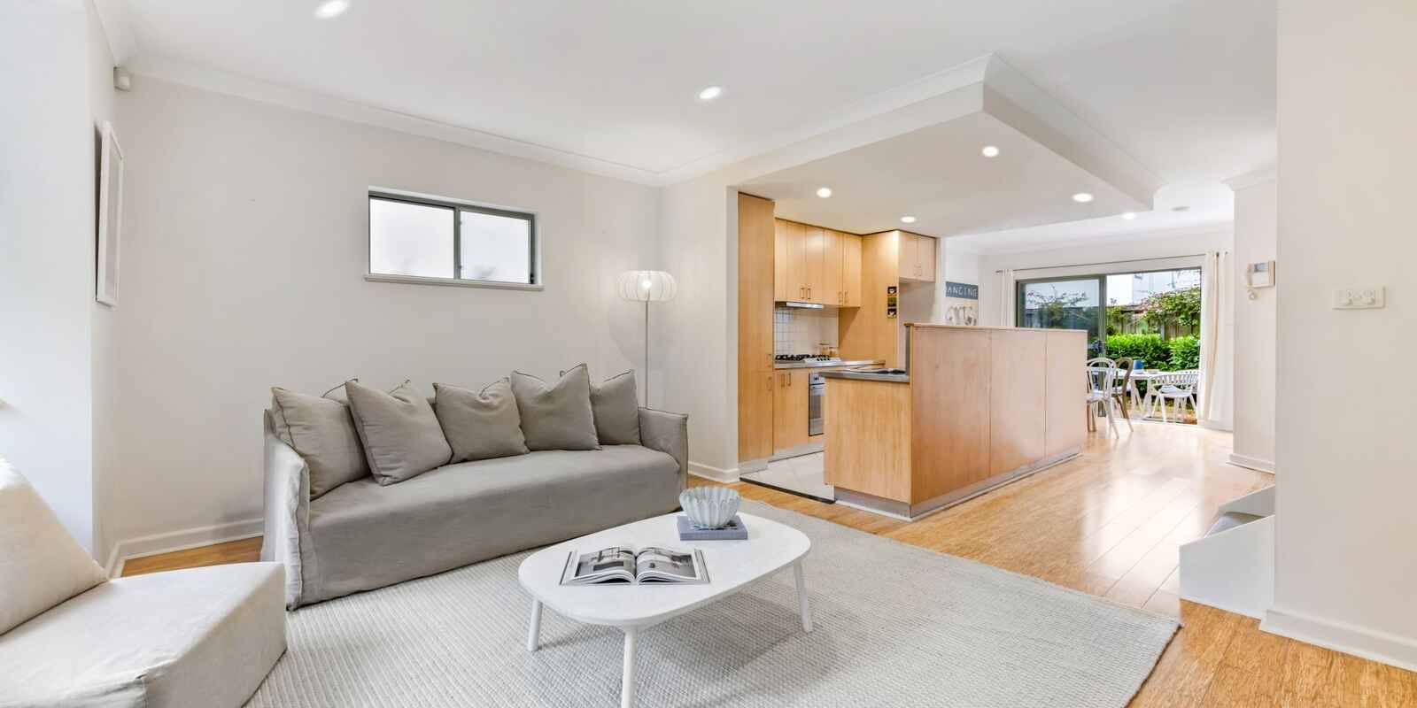 4/1 Fewings Street Clovelly