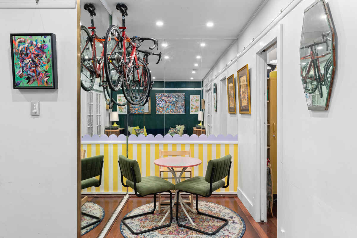 202/117d Macleay Street Potts Point