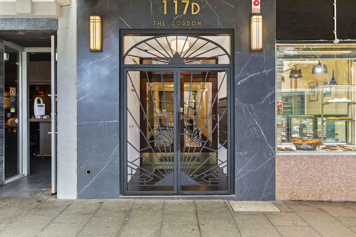 202/117d Macleay Street Potts Point