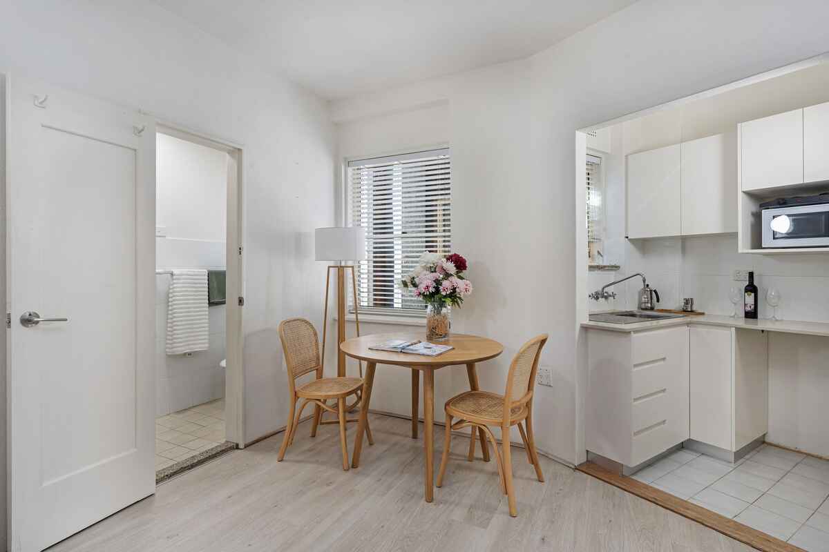 17/76 Elizabeth Bay Road Road Elizabeth Bay