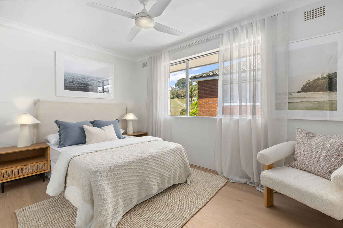 9/4 Carr Street Coogee