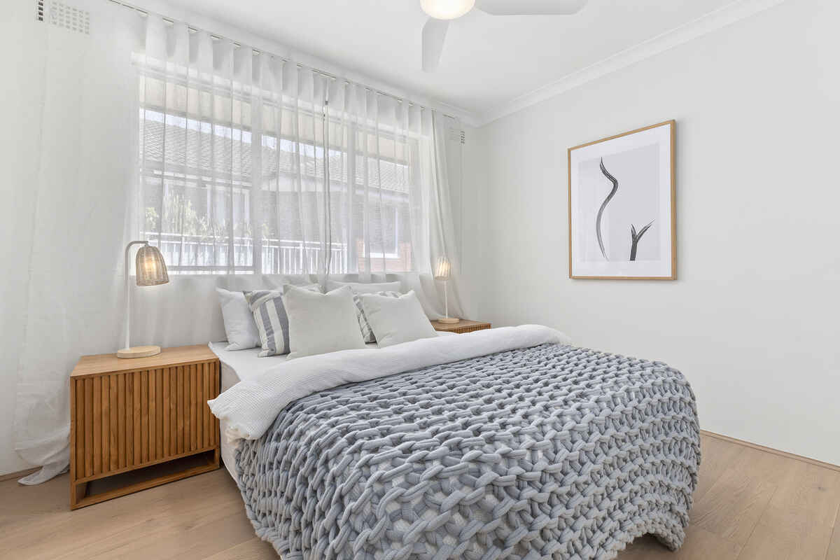 9/4 Carr Street Coogee