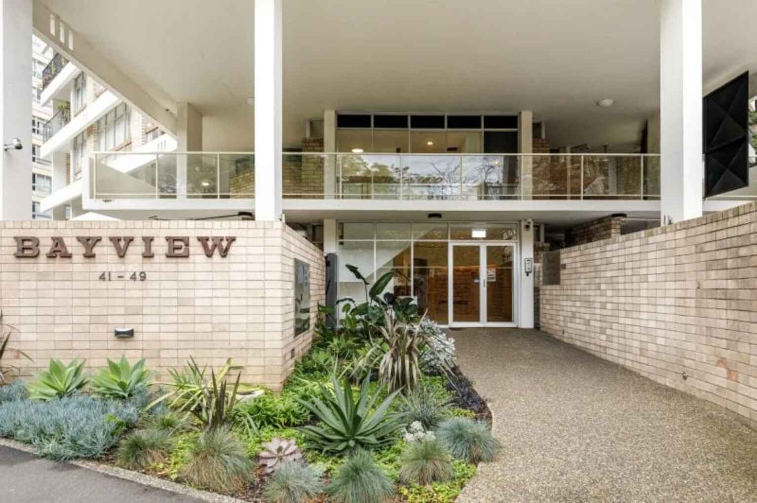 43/41-49 Roslyn Gardens Elizabeth Bay