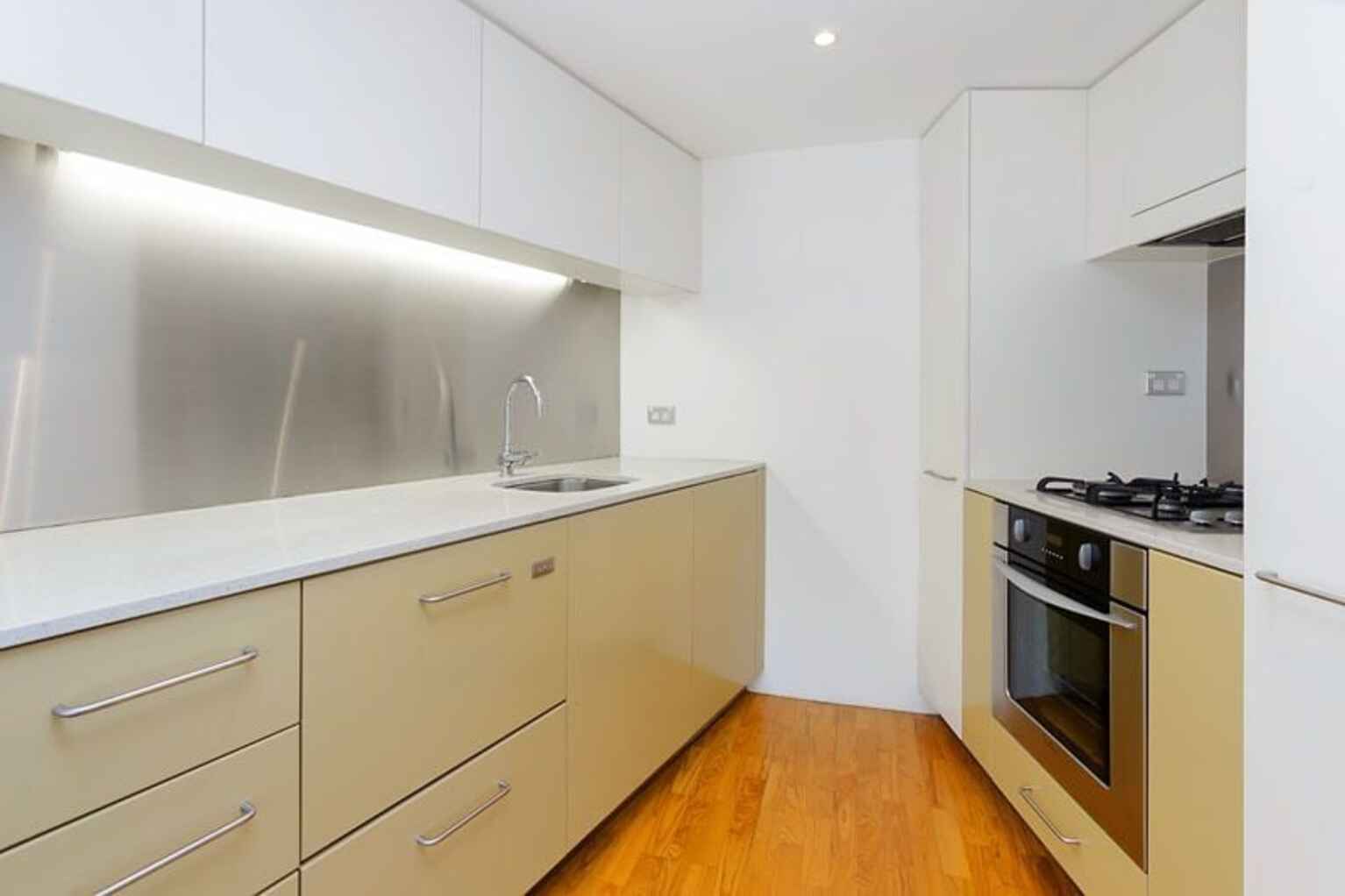 201/2 Elizabeth Bay Road Elizabeth Bay