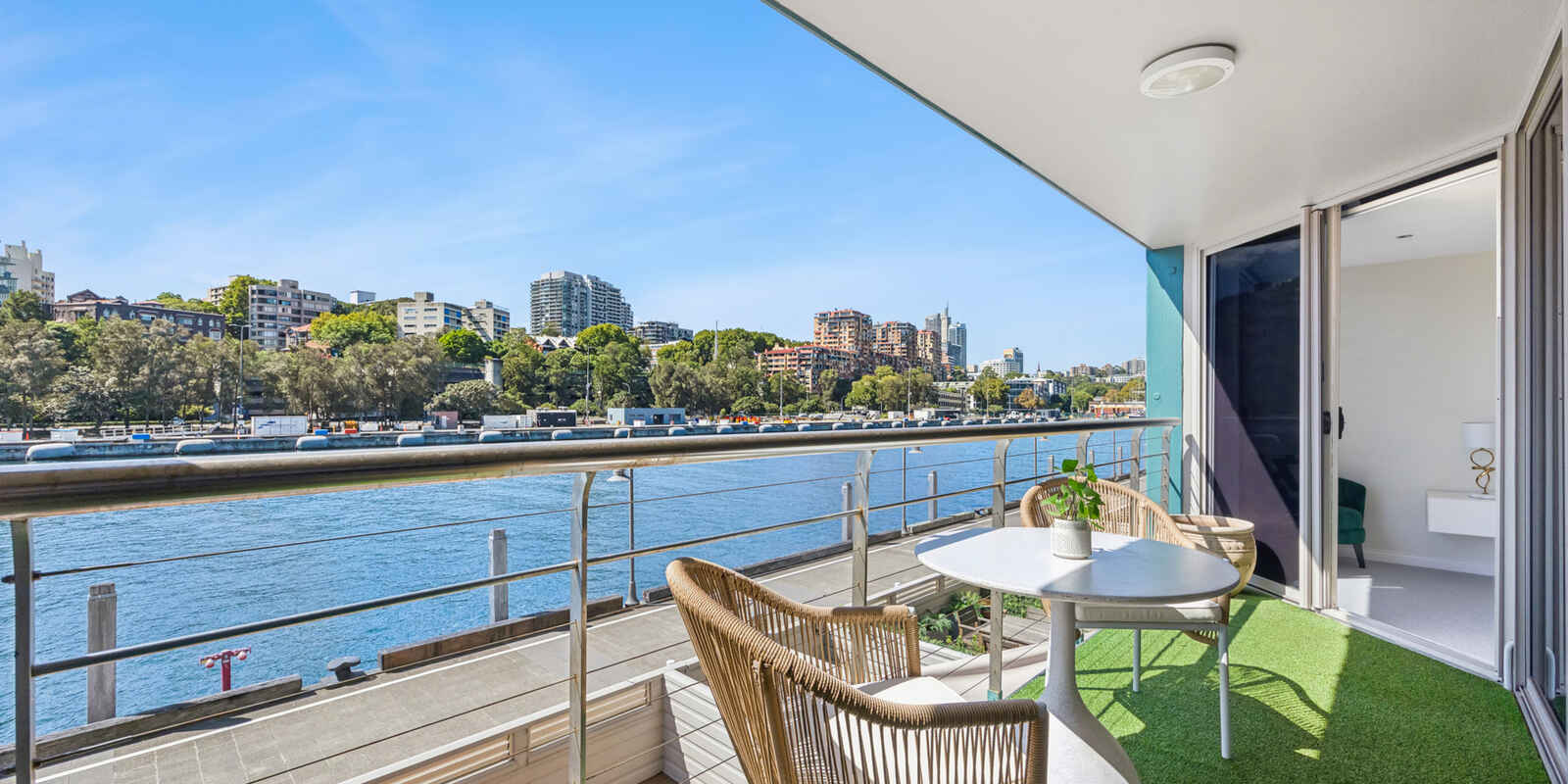 226/6 Cowper Wharf Road Woolloomooloo