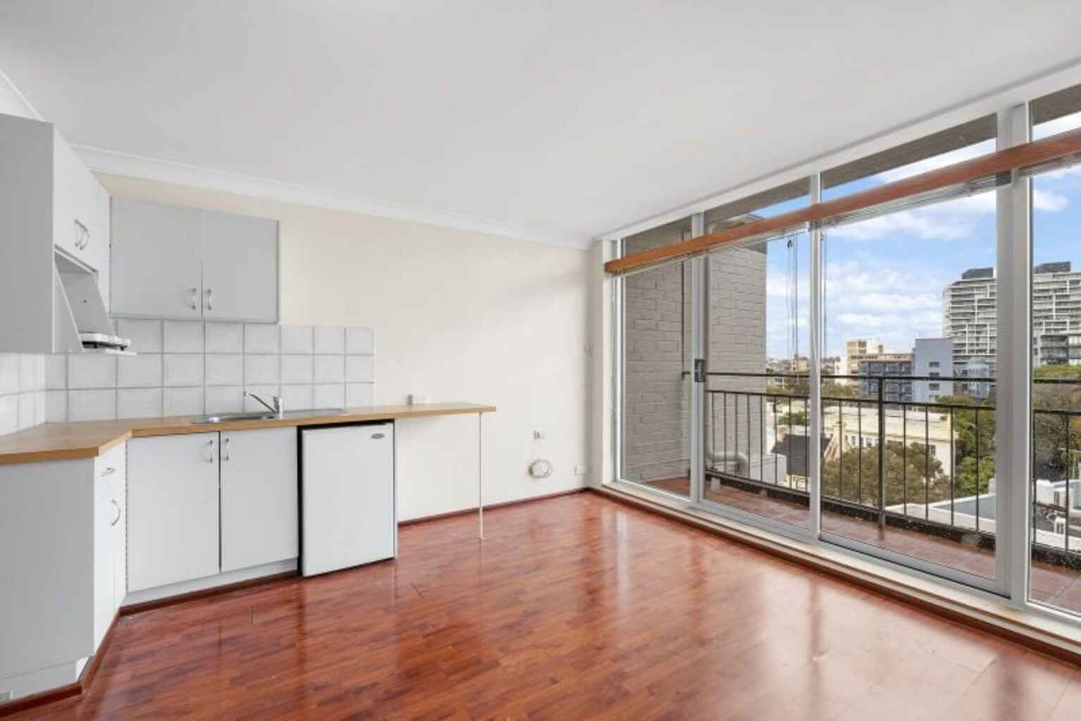 604/5 Ward Avenue Potts Point
