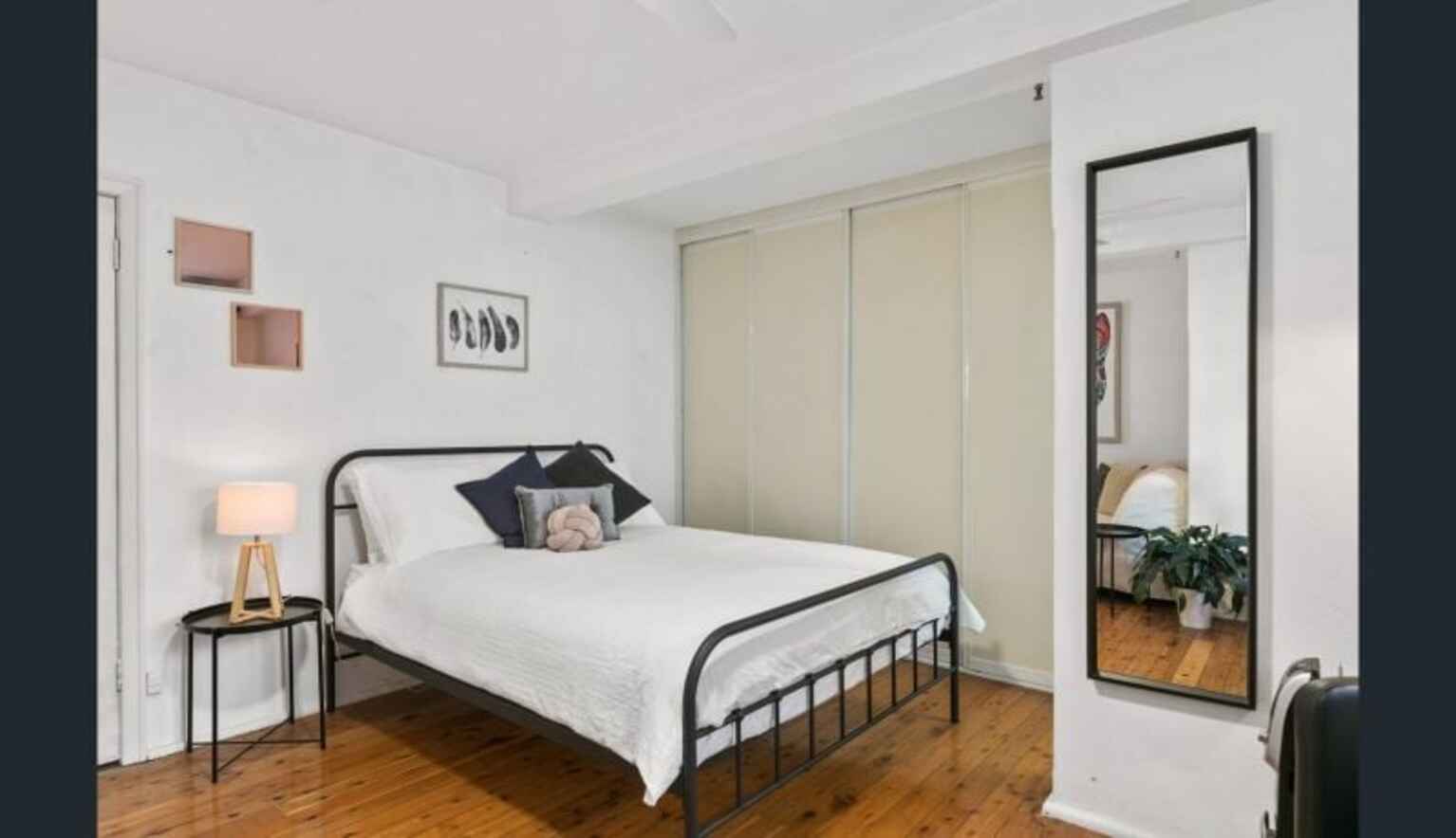 19/7 Greenknowe Avenue Elizabeth Bay