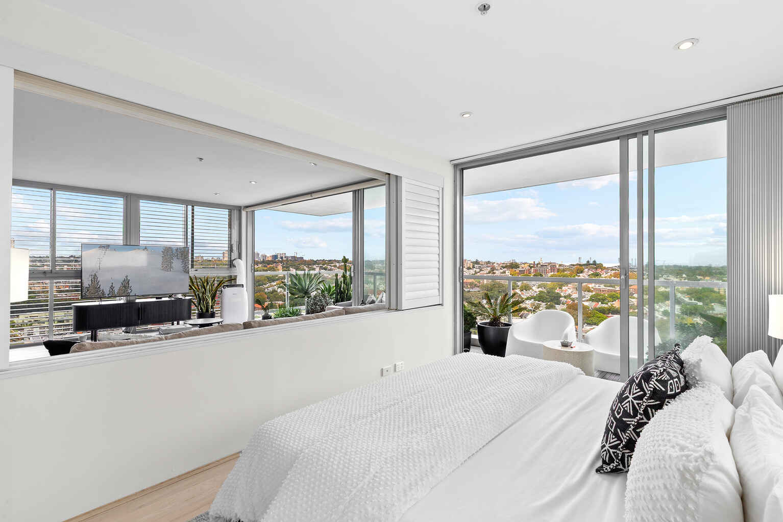 1508/3 Kings Cross Road Darlinghurst