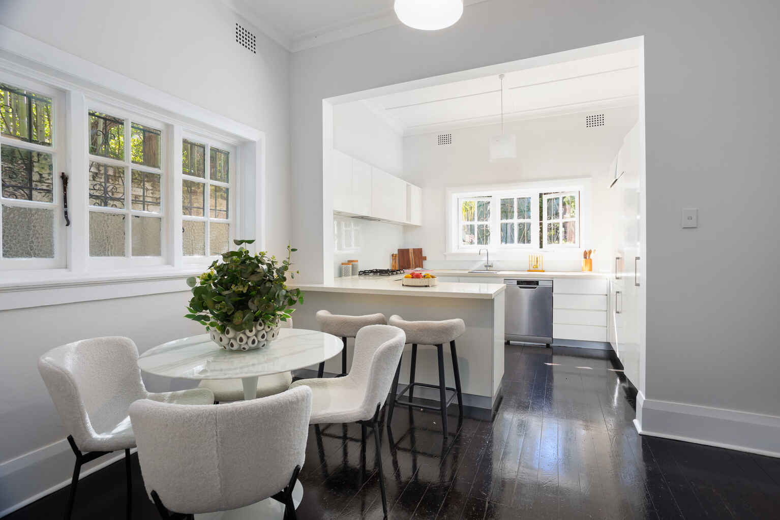 1/4 Holdsworth Avenue Elizabeth Bay 1/4 Holdsworth Avenue Elizabeth Bay