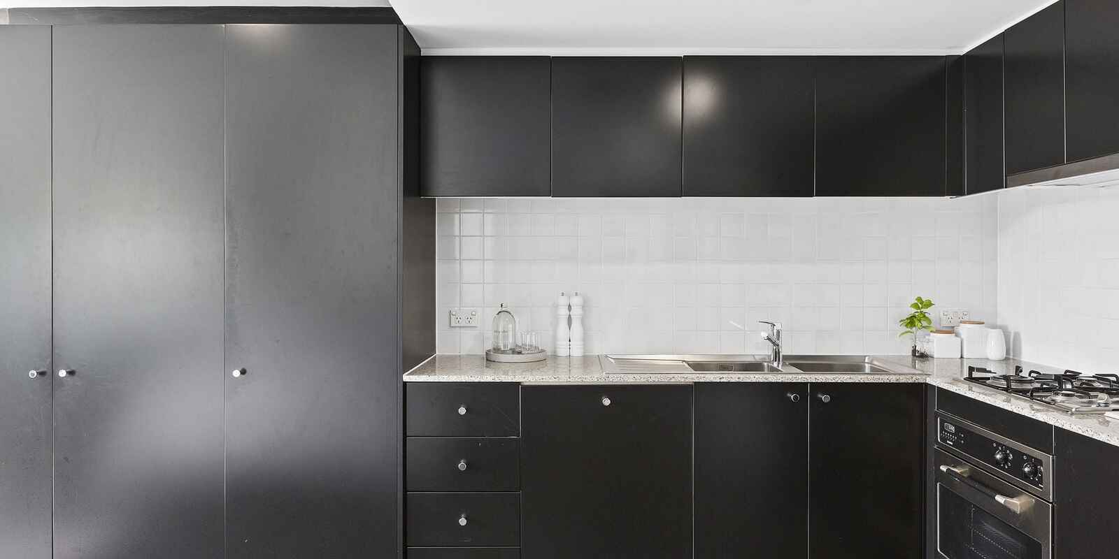 446/6 Cowper Wharf Road Woolloomooloo