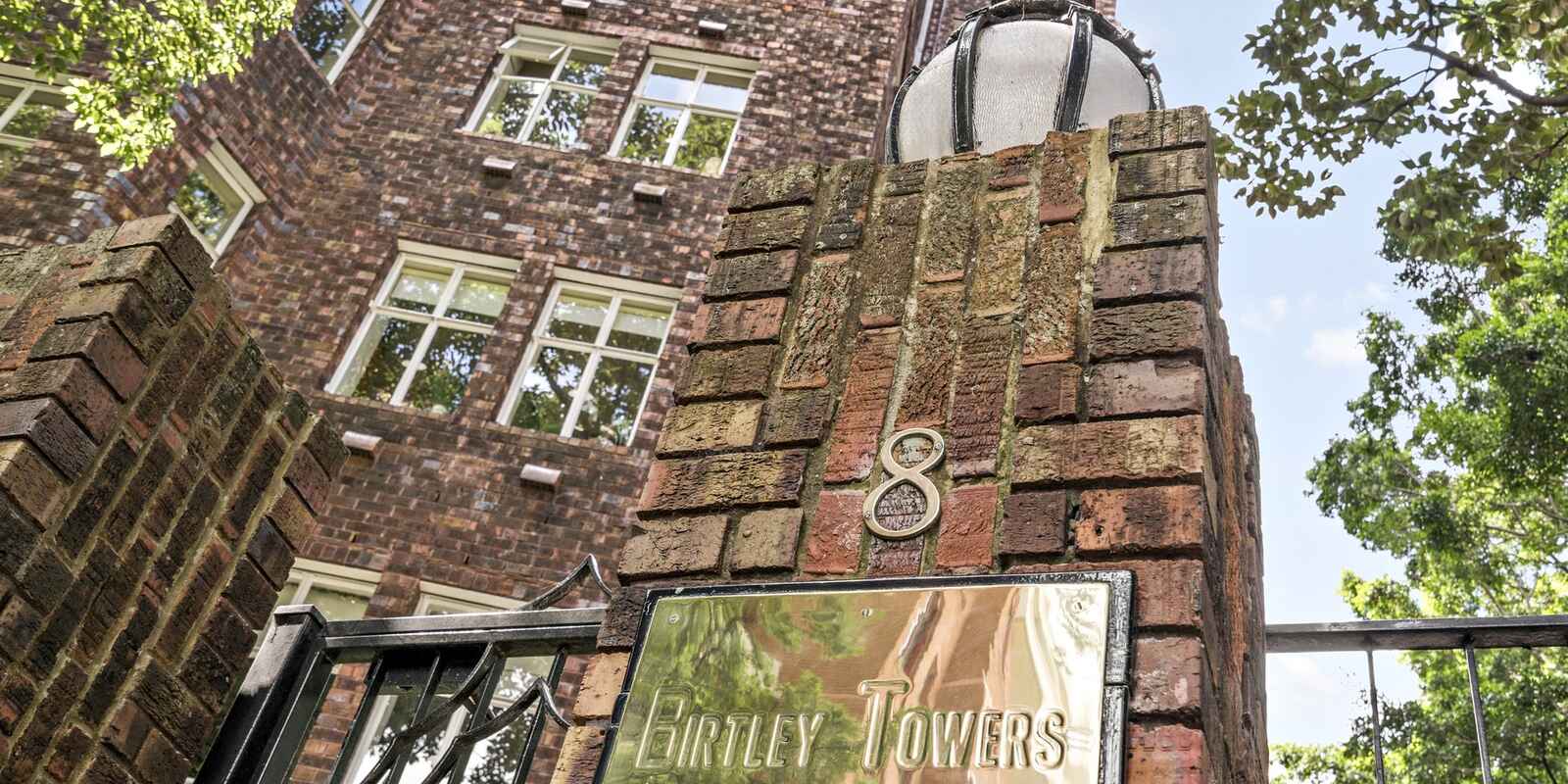 63/8 Birtley Place Elizabeth Bay 63/8 Birtley Place Elizabeth Bay