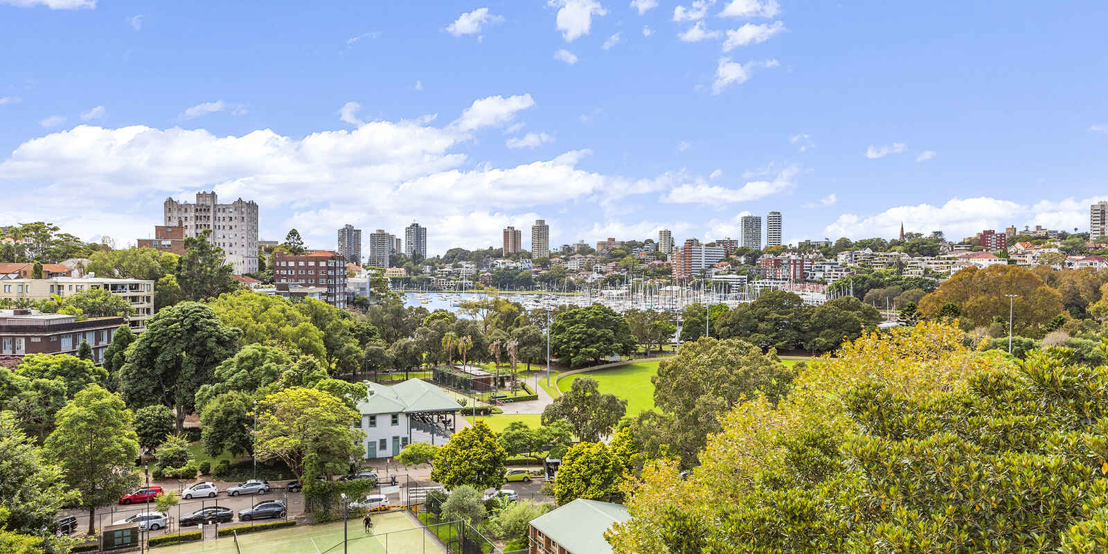 70/50 Roslyn Gardens Elizabeth Bay