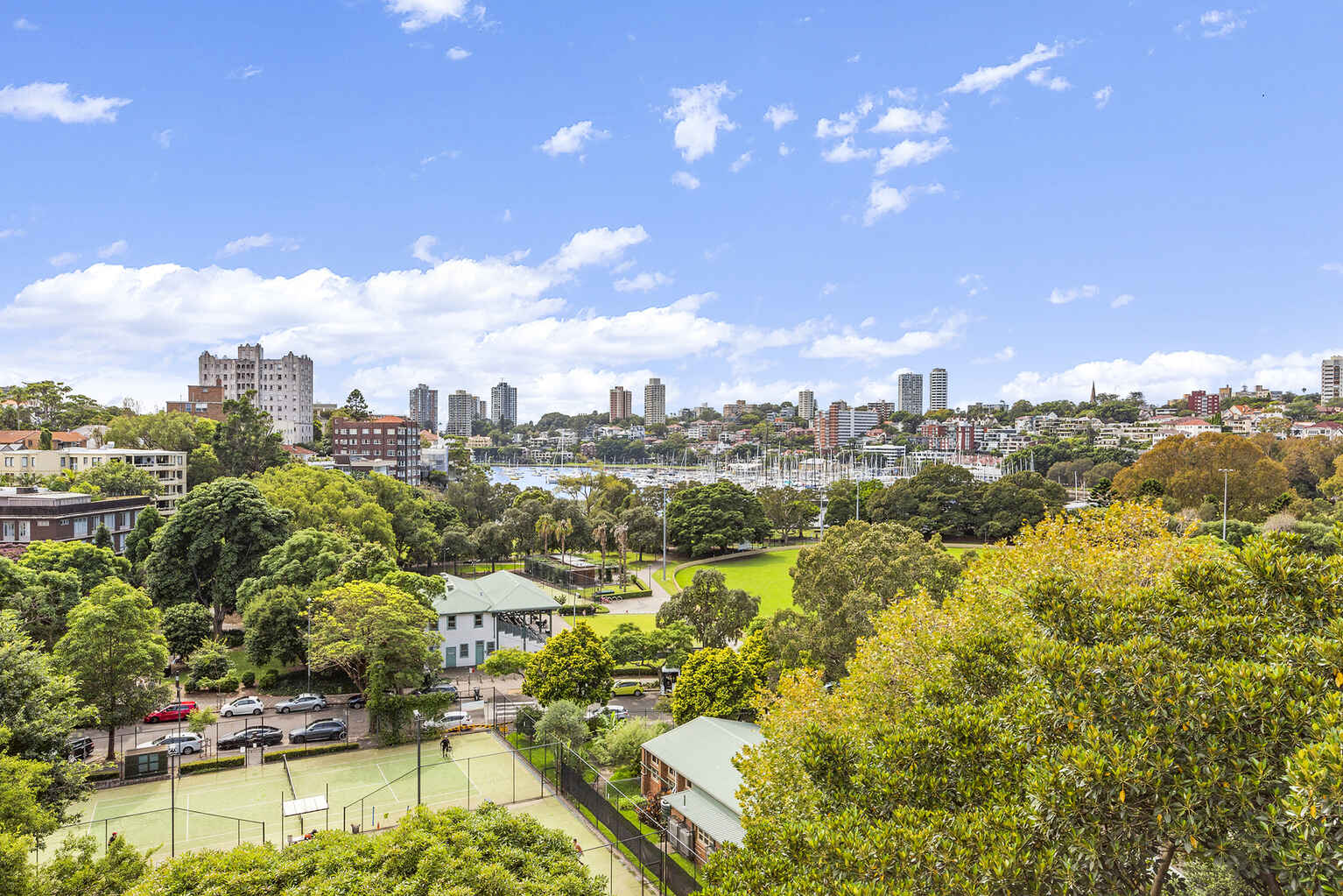 70/50 Roslyn Gardens Elizabeth Bay
