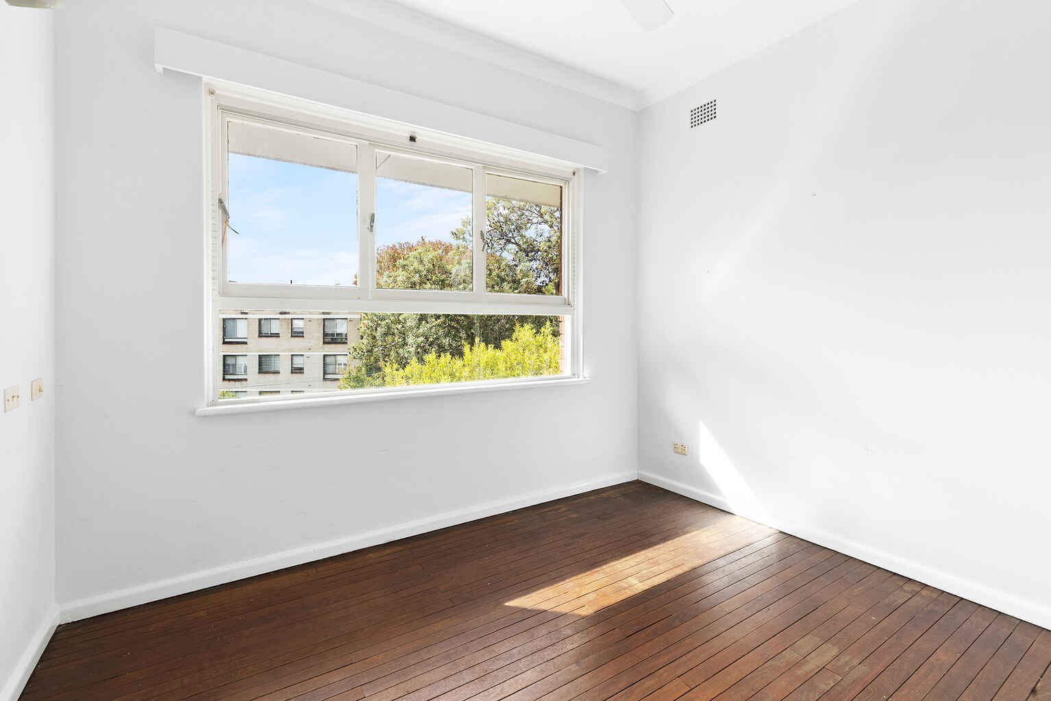 8 Dudley Street Randwick