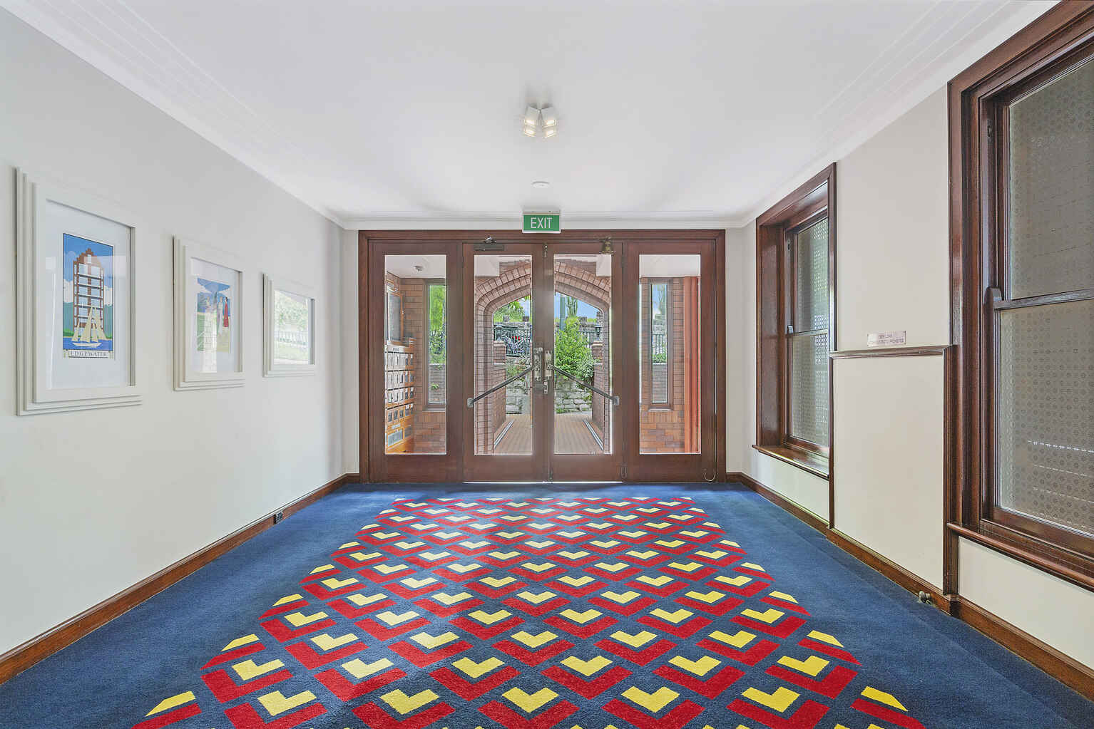 25/6 Billyard Avenue Elizabeth Bay
