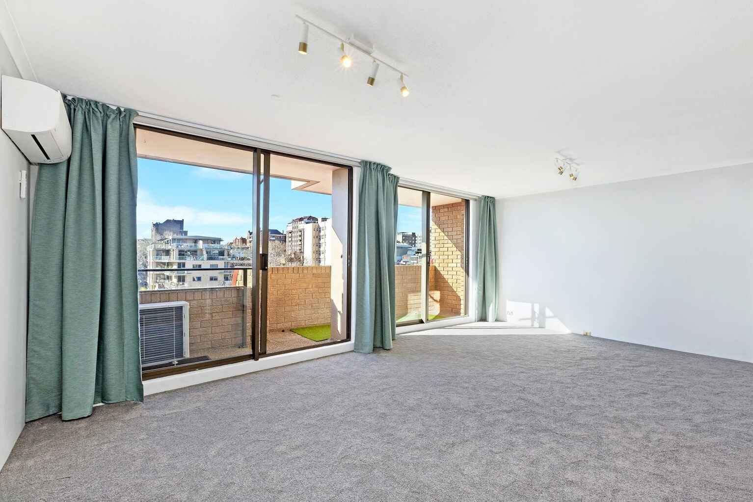 1703/73 Victoria Street Potts Point