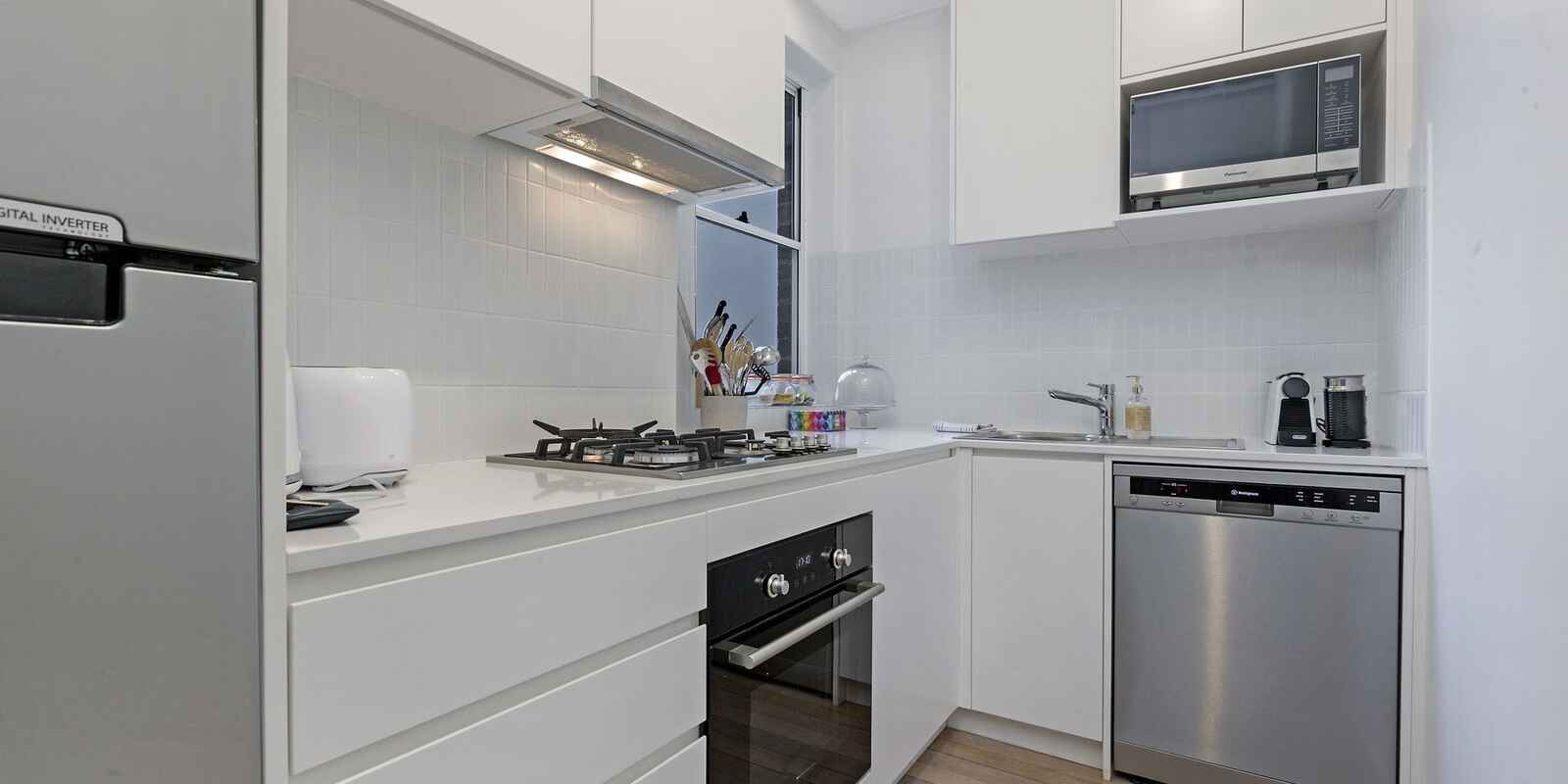7/10C Challis Avenue Potts Point
