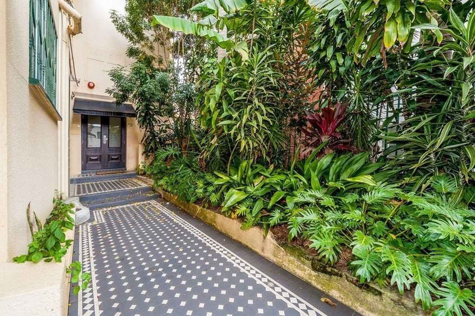 9/1 Hughes Street Potts Point