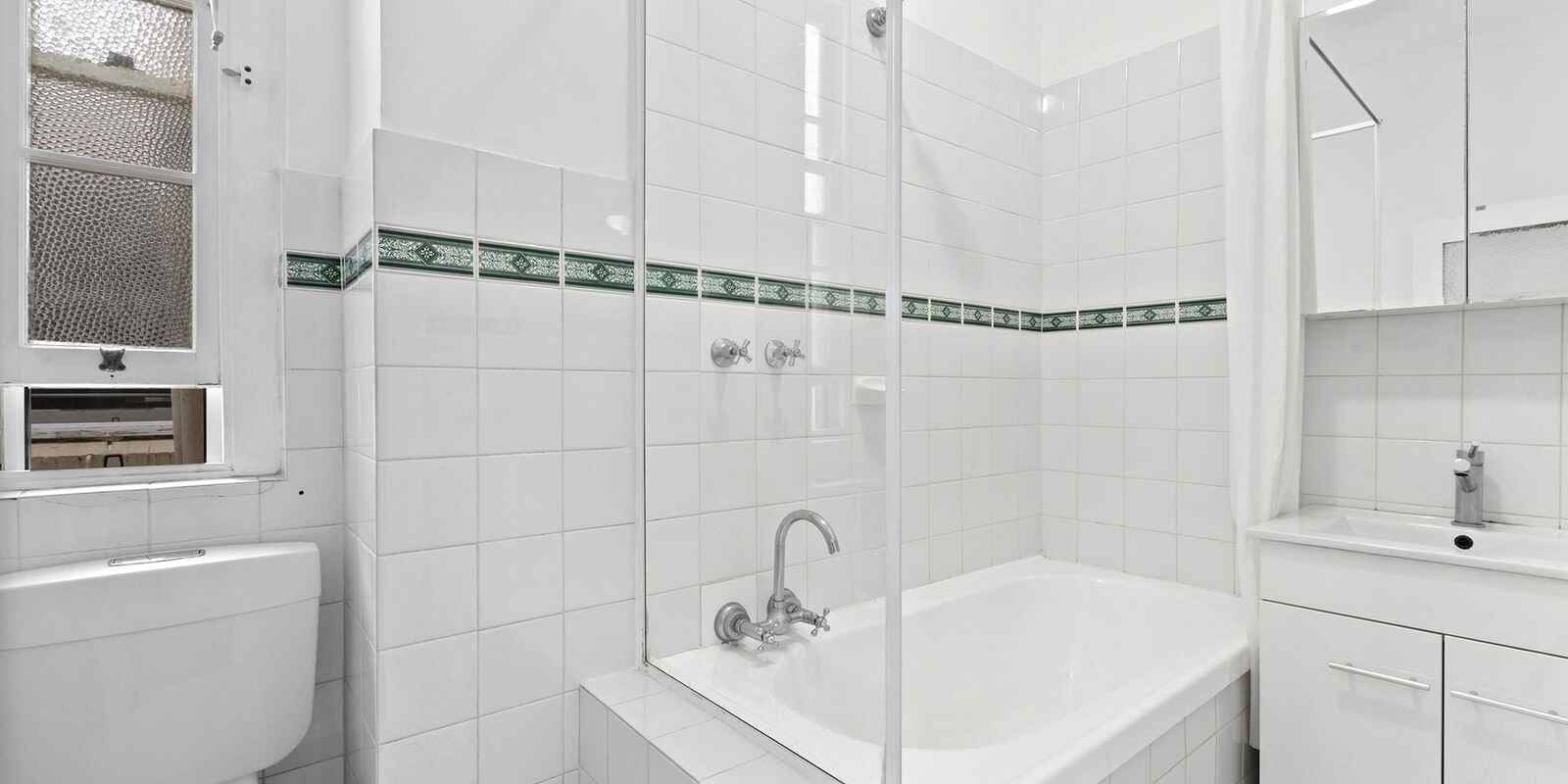 26/2 Crick Avenue Potts Point