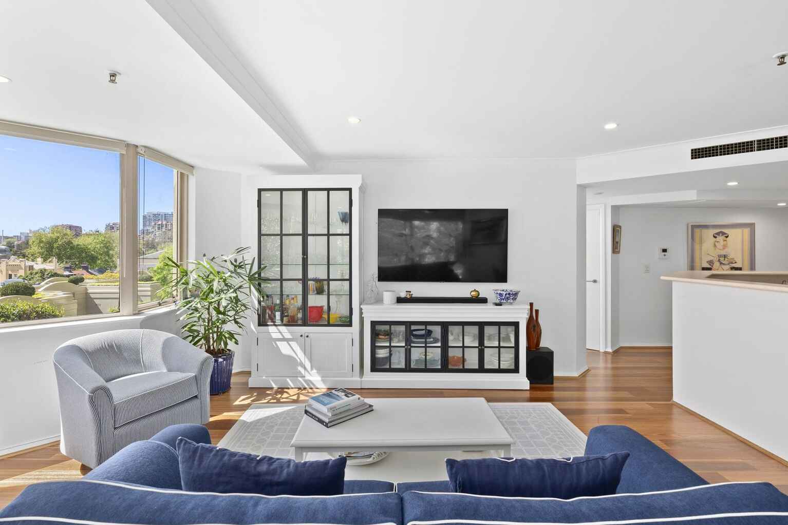 303/63 Crown Street Woolloomooloo