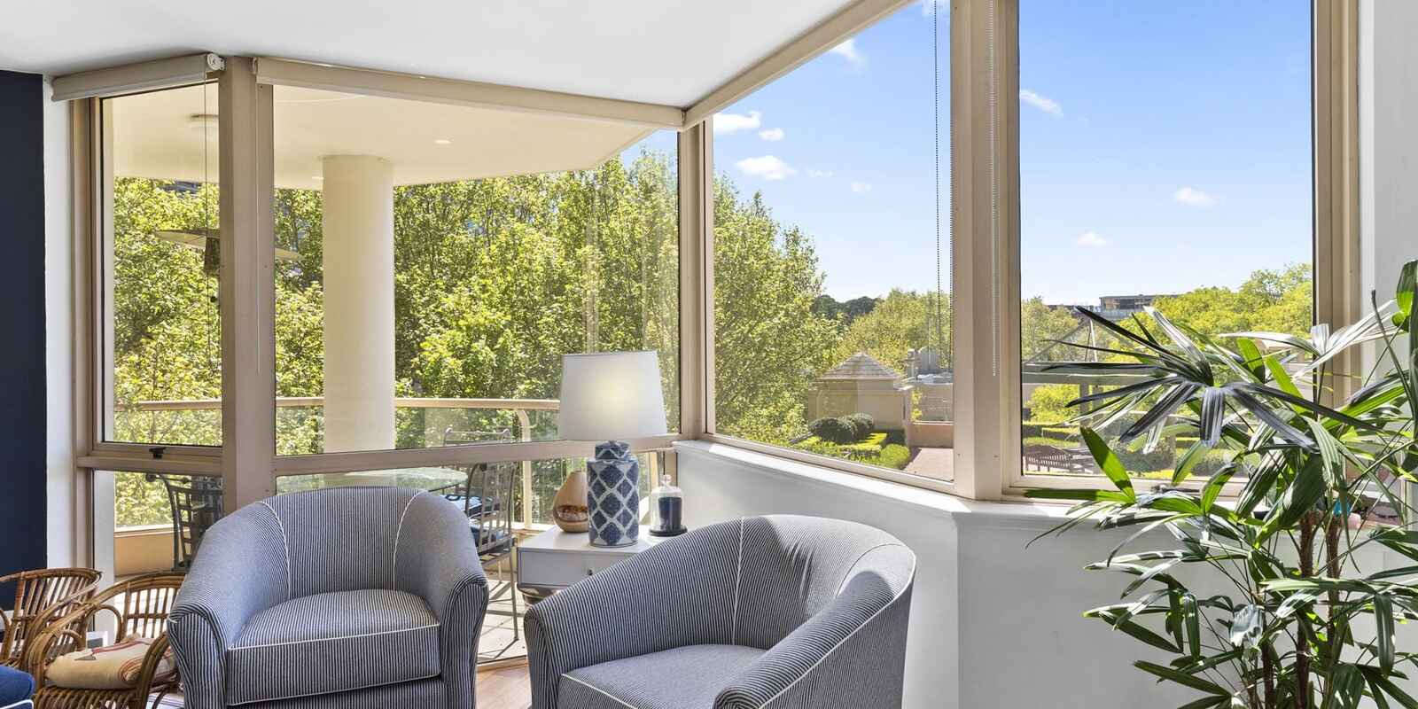 303/63 Crown Street Woolloomooloo