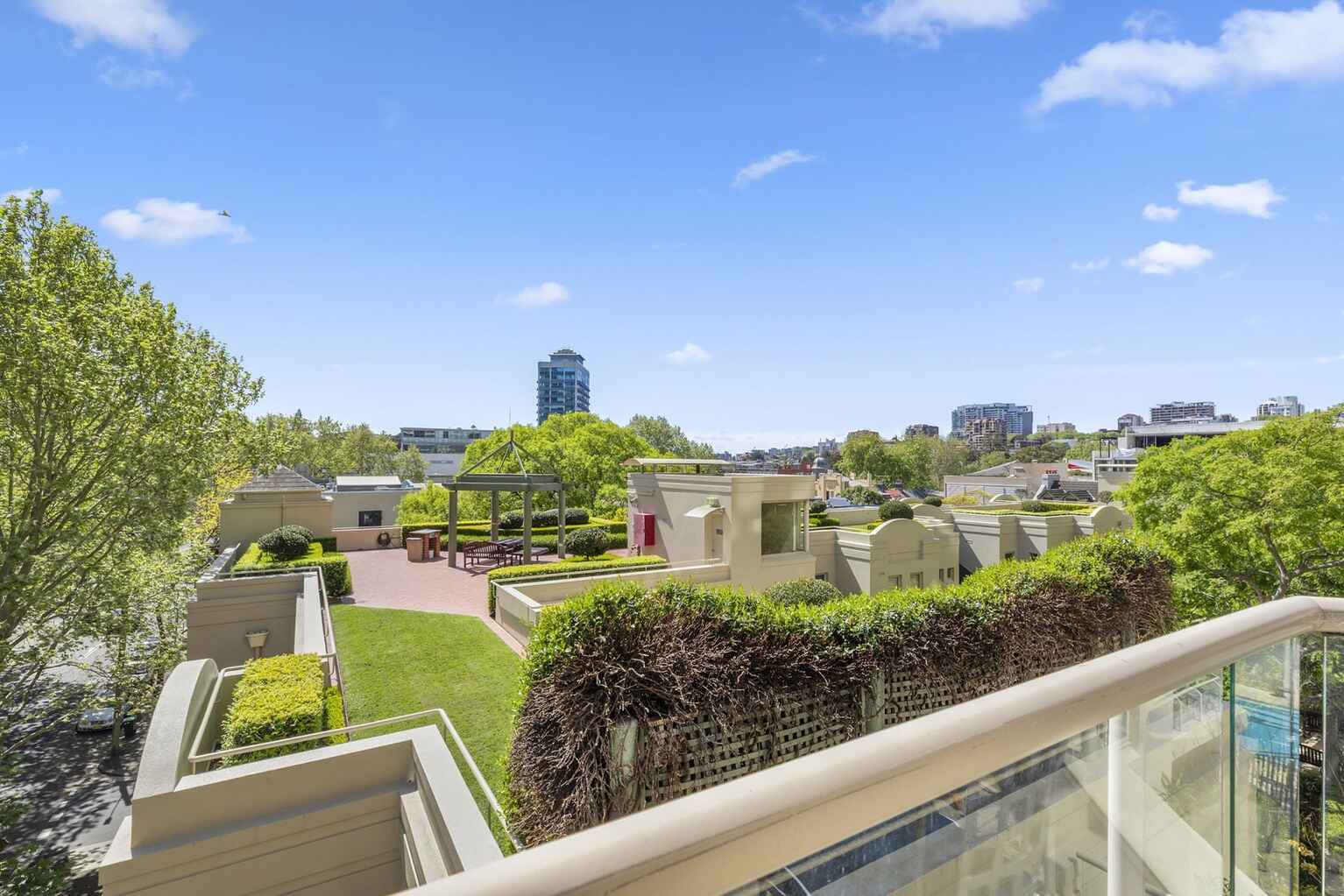 303/63 Crown Street Woolloomooloo