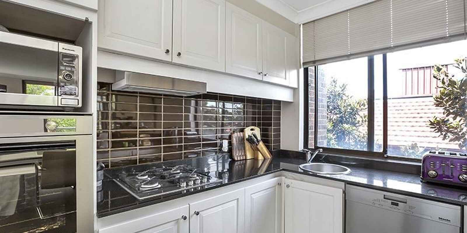 3/1-3 Mona Lane Darling Point