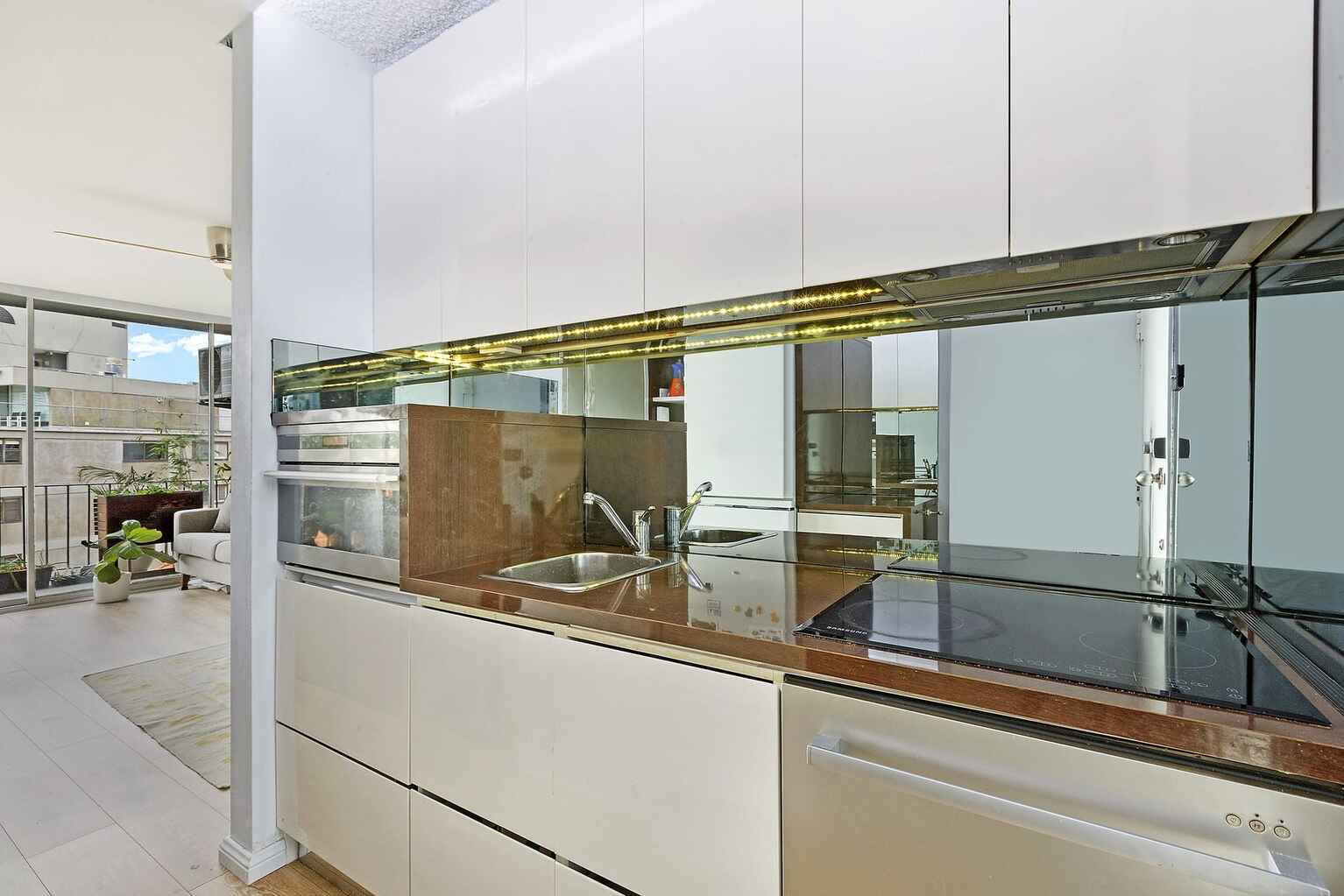 58/68 Roslyn Gardens Elizabeth Bay