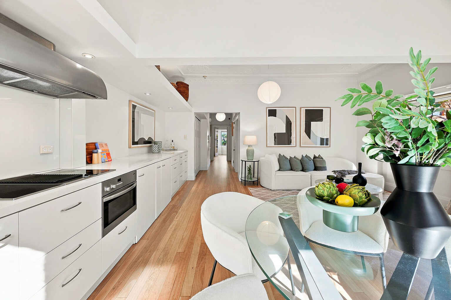 2/2a Challis Avenue Potts Point