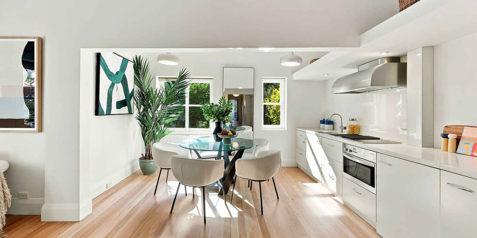 2/2a Challis Avenue Potts Point