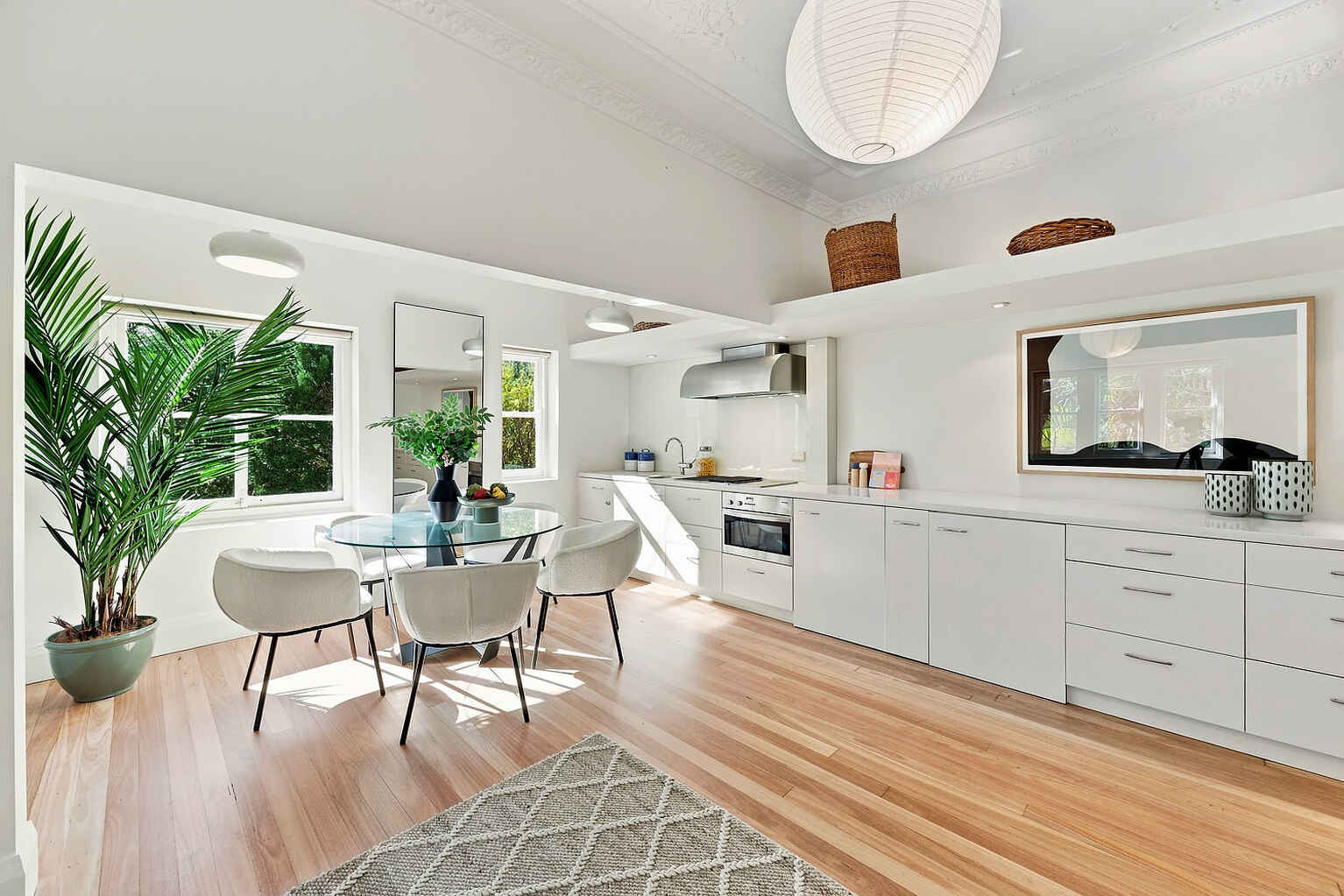 2/2a Challis Avenue Potts Point