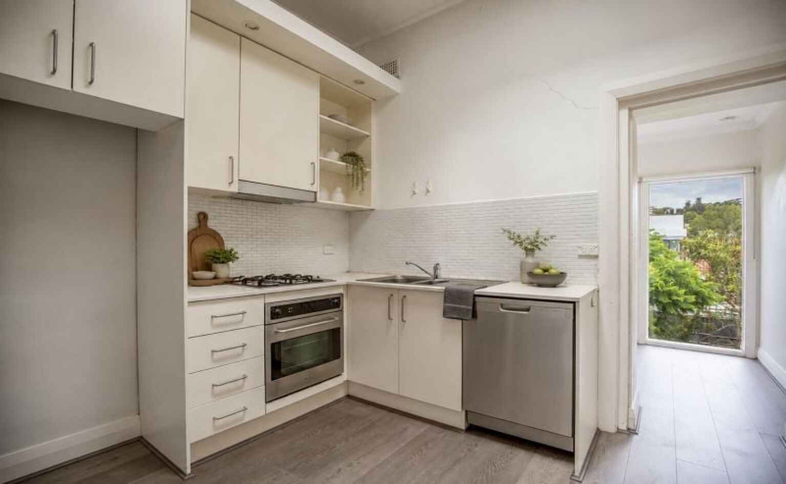 2/146 Hall Street Bondi Beach